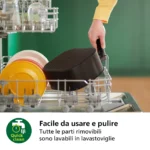 Accessorio teglia della friggitrice ad aria inserito nel cestello della lavastoviglie per una pulizia rapida.